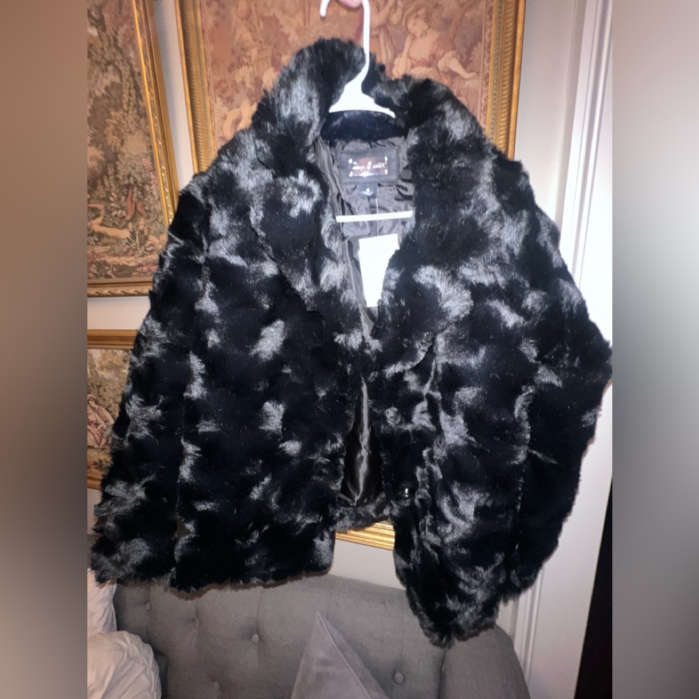 Faux Fur Short Jacket (S) NEW